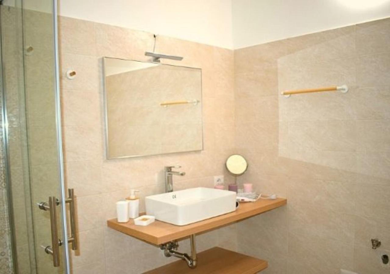Biancotufo Casa Vacanze קוראטו מראה חיצוני תמונה
